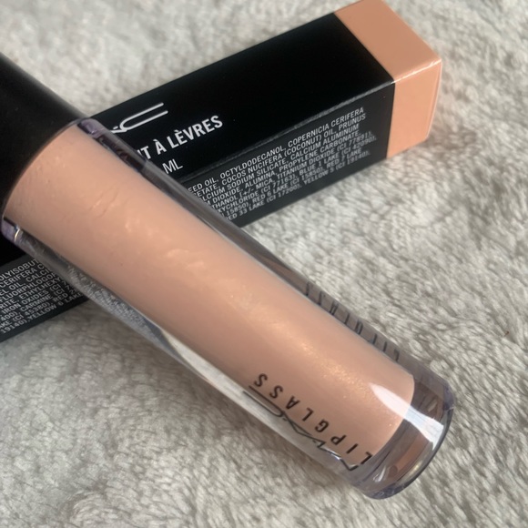 c thru lip gloss Review: MAC Lipglass in making it perfect for on C-Thru - Lip Gloss